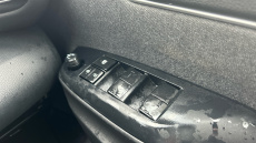 Toyota Yaris Cross 1.5 Hybrid Design 5dr CVT Hybrid Estate